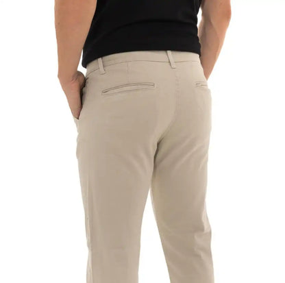 Calça Masculina Sarja Alfaiataria – Estilo, Conforto e Versatilidade