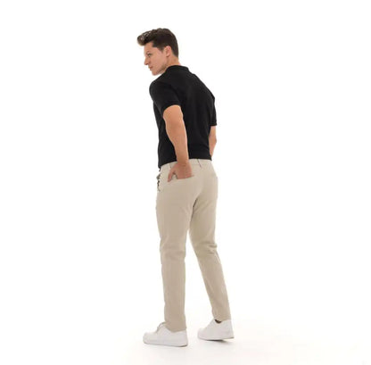Calça Masculina Sarja Alfaiataria – Estilo, Conforto e Versatilidade
