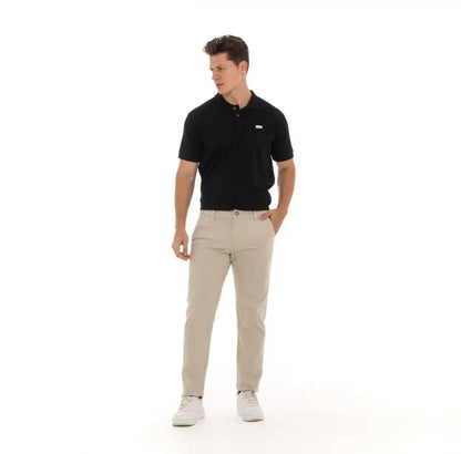 Calça Masculina Sarja Alfaiataria – Estilo, Conforto e Versatilidade